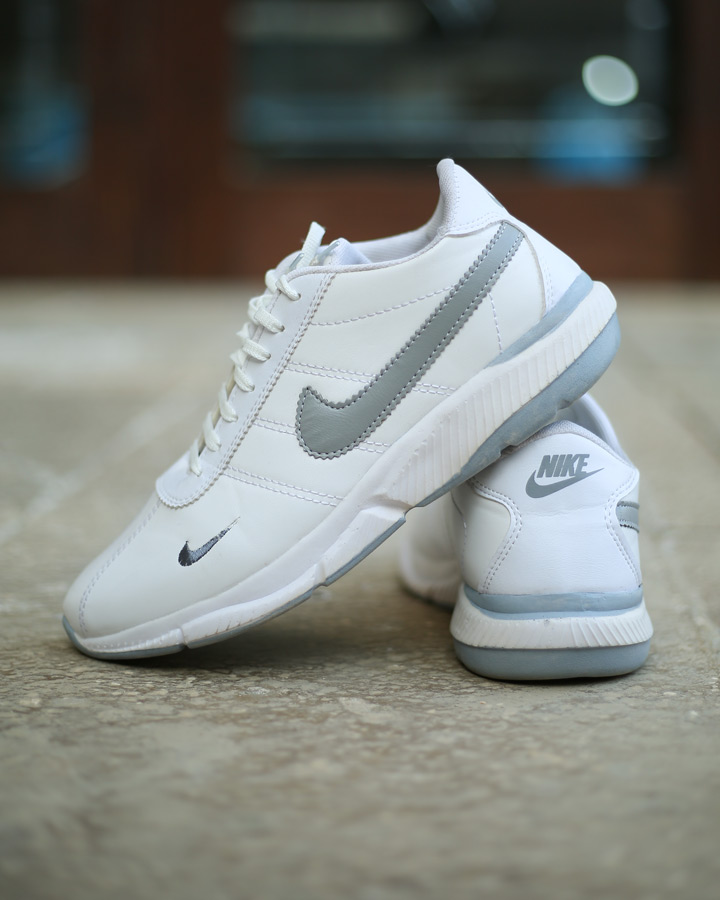کفش مردانه Nike مدل ARYA (سفید طوسی)